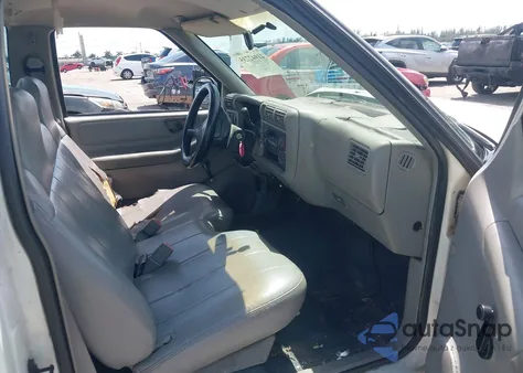 1997 GMC Sonoma Sl Wideside z USA, uszkodzony, nr VIN 1GTCS1441VK518317